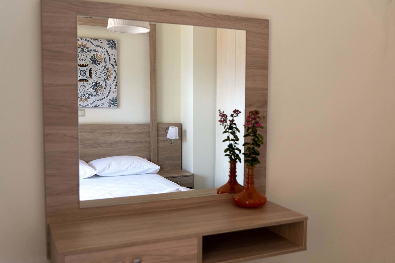 Plumi City Apartments La Canea Exterior foto